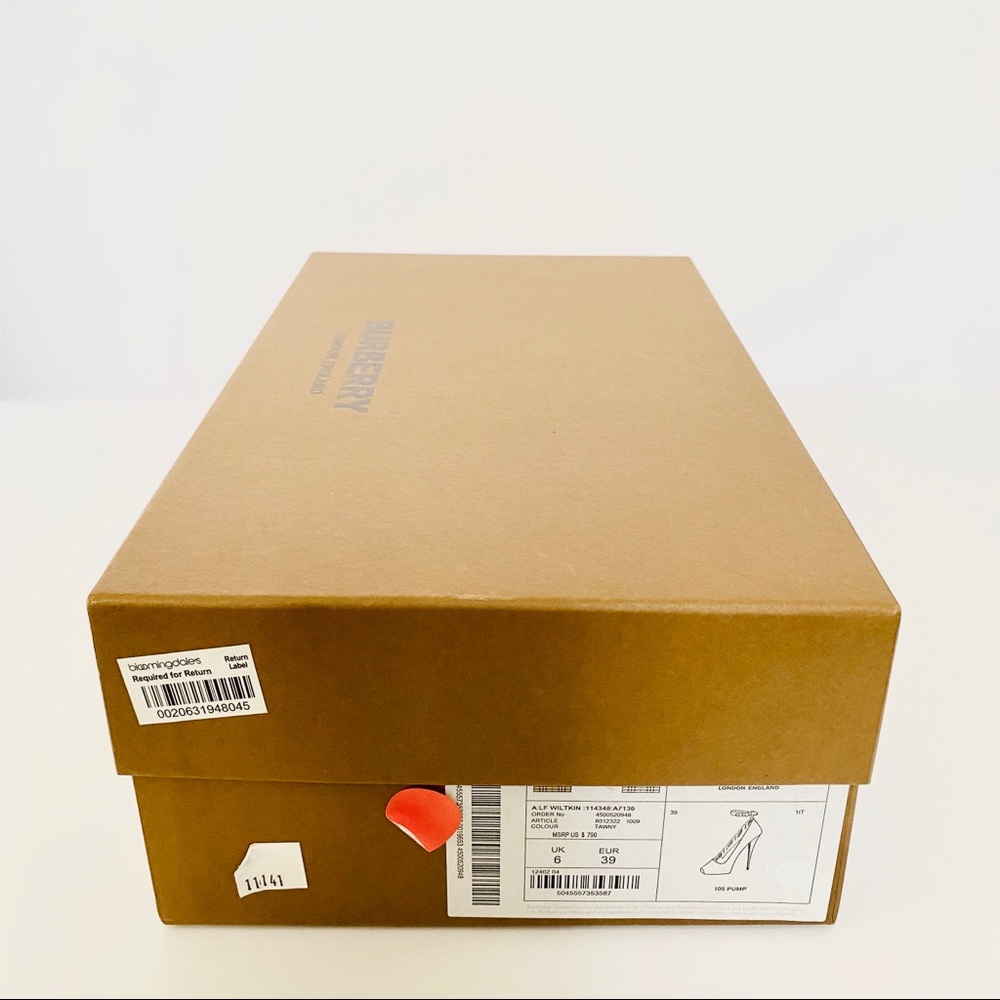 NWT: BURBERRY | Classic TB Monogram Pumps - Picture 9 of 9